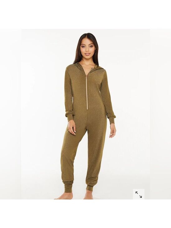 Savage X Fenty Other - NWOT Savage X Fenty Olive Green SLEEP & SHINE HOODED ONESIE Medium